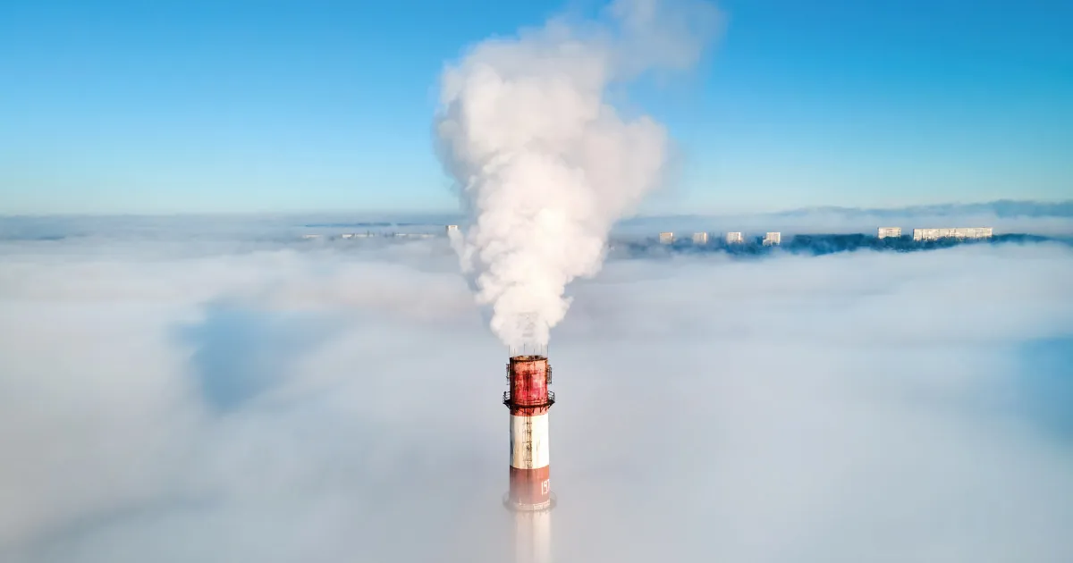 Inquinamento e smog: i consigli per i tuoi capelli